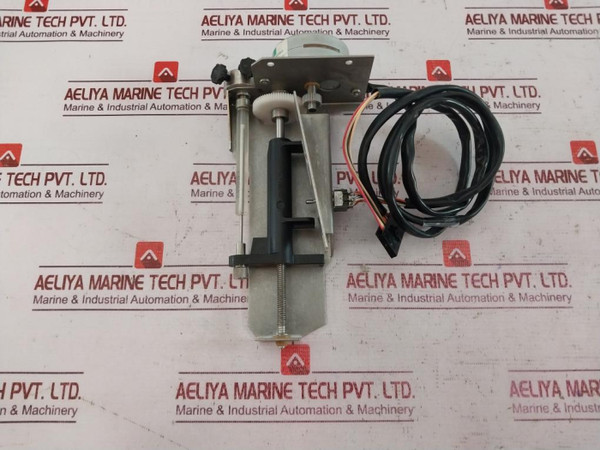 Waters Wat060669 Hplc Injector Assy With Stepper Motor 21E0B033 045319 Rev. 4 - Used