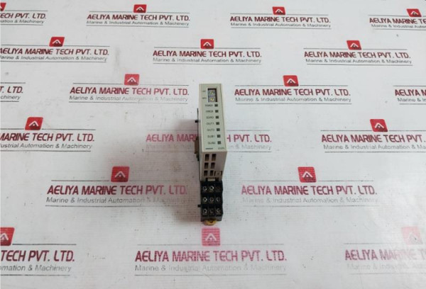 Omron E5Zn-2Tph03P-flk Temperature Controller 30Vdc-50Ma 94V-0 2.2A - Used