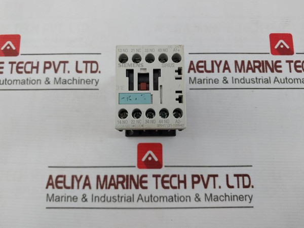 Siemens 3Rh1131-1Bb40 Contactor Relay 3Zx1012-0Rh11-1Aa1 Dc24V 690V 10A 600Vac - Used