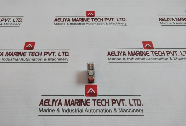 Omron G2R-2 General Purpose Power Relay 120Vac 5A 250V 0818W4 10C