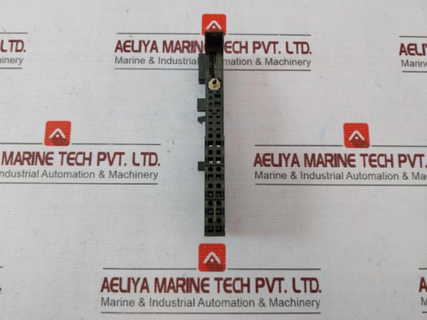 Siemens 6Es7 193-4Ca50-0Aa0 Universal Terminal Module Tm-e15C26-a1 - Used