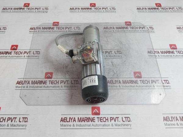 Dunkermotoren Dr52.0X40-2/Asto Servo Motor 230V 50/60Hz 61/51A 2600/3100 Rpm - Used