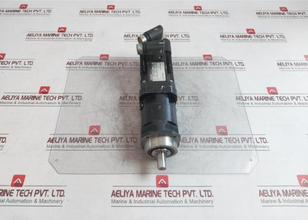 Lenze Mdsksrs036-13 Servo Motor Mprn 00 245V 0,9A 200Hz 0,25Kw Ip64 4000 Min-1 - Used