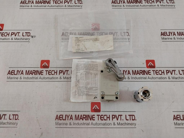 Azbil 1Ls19-jh General Purpose Compact Limit Switch 3A-30Vdc 2020Pf - New