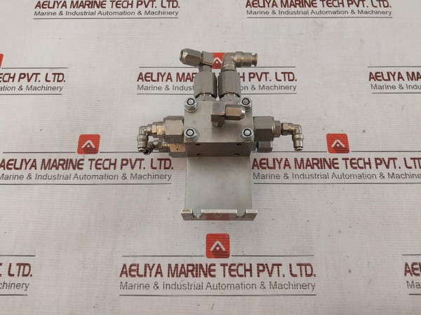 Abb 3Hnm 09704-1 Cleaning Unit Rev 02 - Used