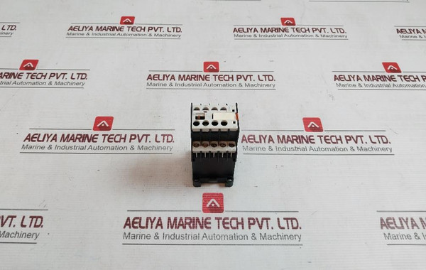 Siemens 3Tf2010-0Ak6 Contactor With Auxiliary Switch Block 600V Ac 3Tx4401-1A - Used