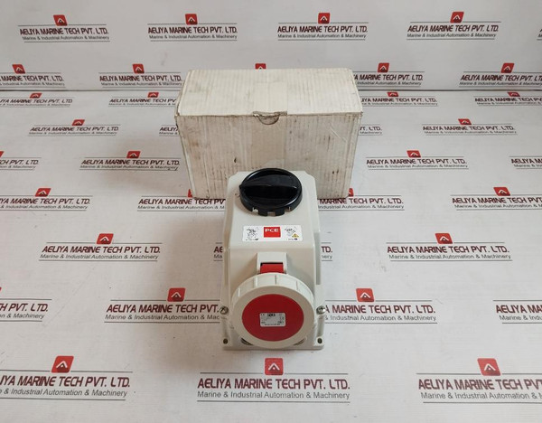 Pce 75242-3 Switch Interlocked Socket Awd 32A 4P 3H Ip66/ Ip67 - New