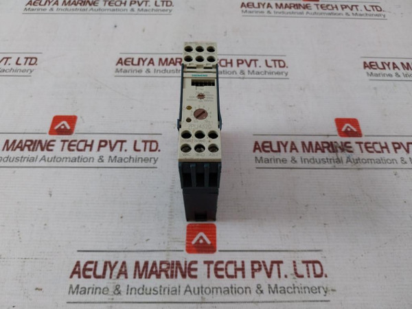 Siemens 7Pu4320-2Bn20 Multifunction Time Relay 50/60Hz ..100H Vde 0435/Iec 255 - Used