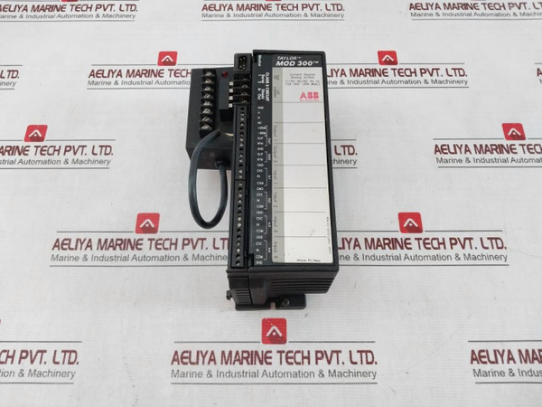 Abb Mod 300 Current Source Analog I/O Module 0.25A 50Ma Pt Ic660Bsm021C