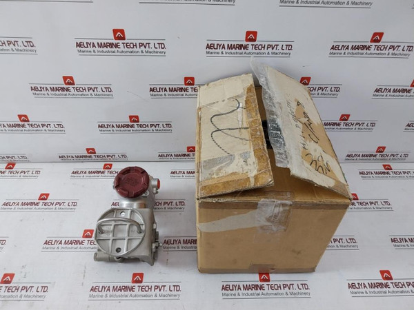 Azbil At9000 Differential Advanced Pressure Transmitter 3.5 Mpa 0 To 6 Bar 0.5Mh