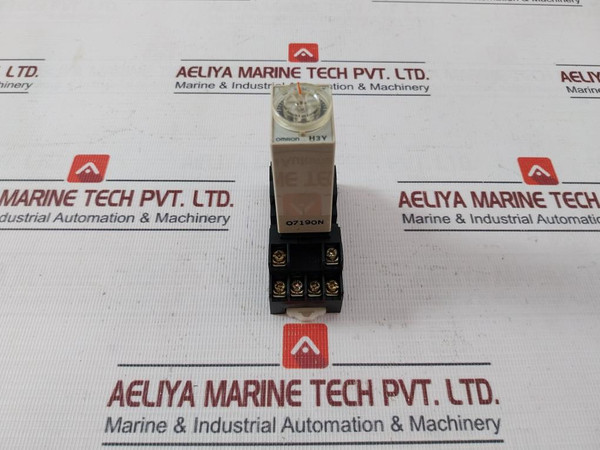 Omron H3Y-4 Timer Module With Base 24Vdc 07190N / Kh-rs-14 0–60 Sec
