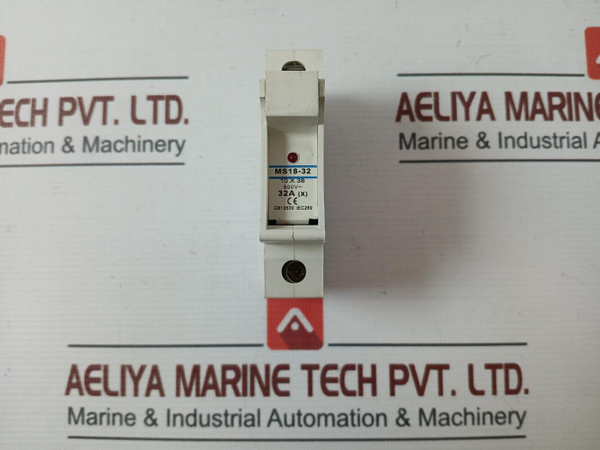 Ms18-32 500V Fuse Holder