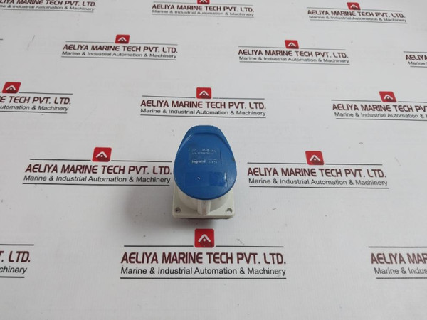 Legrand 573 54 Blue Power Socket 3 Poles 16A 750V