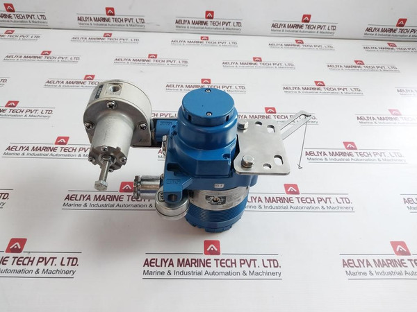 Azbil Avp301 Smart Valve Positioner With Air Regulator Kz03-2A 1.4-7.0 Kgf/Cm2