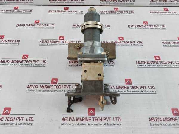 Nippon Grb-314 Mf Reversing Gear Control Valve Assembly Main Engine