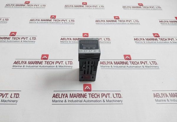 Honeywell Udc120T Digital Temperature Controller Dc120 T11101000 100-240Vac