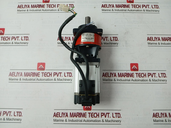 Omron R88M-g40030H-s2 Ac Servo Motor 0.4 Kw 200 Hz Ratio 7