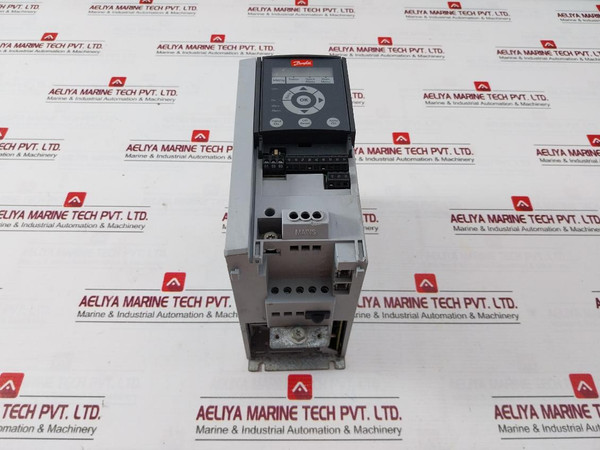 Danfoss 131L9866 Hvac Basic Drive Frequency Inverter 50/60Hz 8.3A