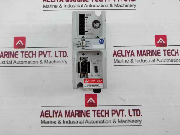 Allen-bradley 1761-net-aic Advanced Interface Converter 24 Vdc.