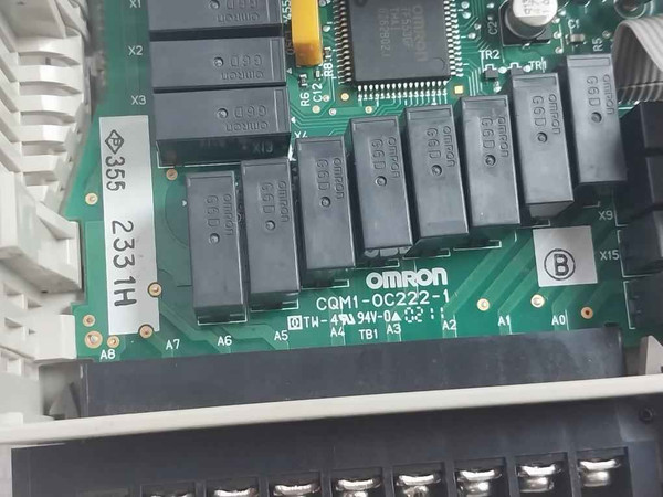 Omron Cqm1-oc222 Output Unit Temp.Code: T4A
