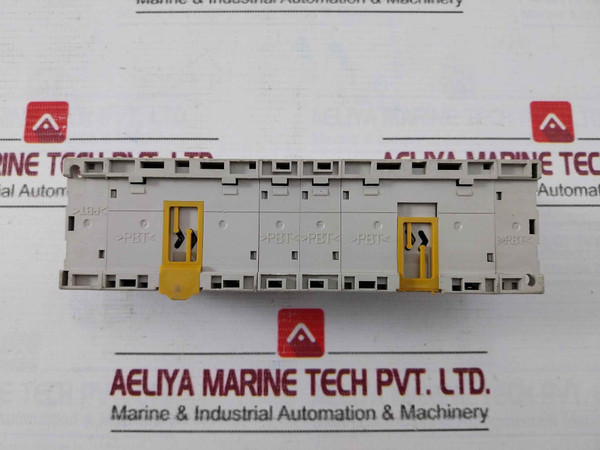 Omron Srt2-od16T-1 Remote Terminal Module 0.5A 24Vdc (Not Working)