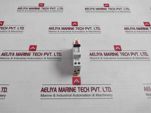 Schneider Electric C6 Miniature Circuit Breaker 230V 4Kv 6000A 50Hz