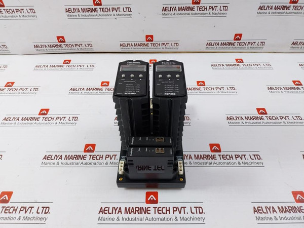 FoxBoro Fcp280 Field Control Processor Rh924Ya Rh924Wa 24Vdc 8.5W