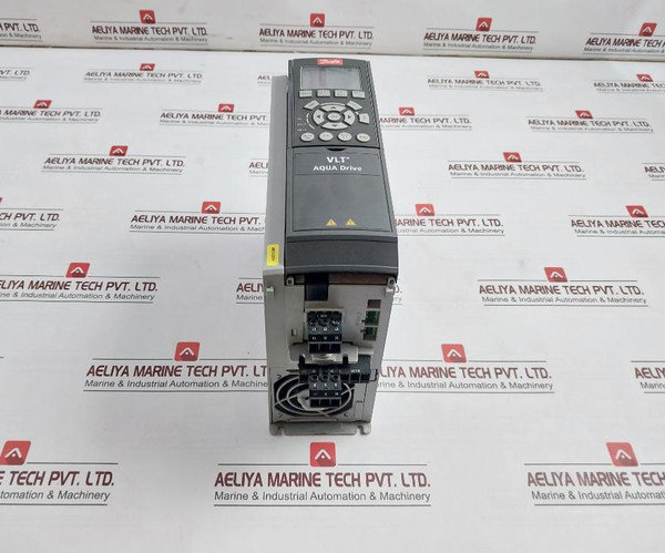 Danfoss 131N7694 Frequency Converter Aqua Drive 3X380-480V 5060Hz 6.55.7A Ip20