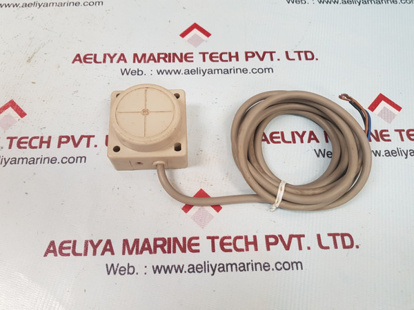 Fuji Pe-b30D Proximity Switch 10-30Vdc