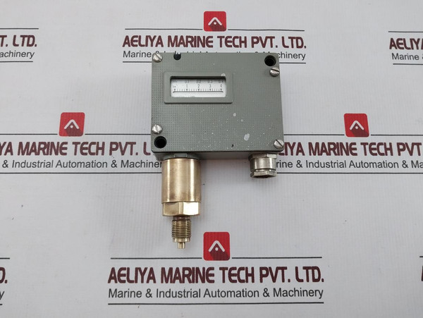 Trafag 900.2376.924 Pressure Switch 0-4 Bar 12 Bar