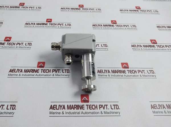 Trafag 8783.20.2200.Es Hybrid Density Sensor Monitor Sf6.100% 10-32Vdc