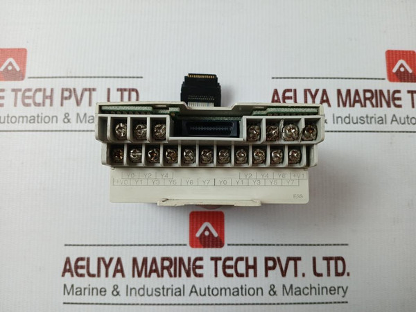 Mitsubishi Electric Fx2N-16Eyt-ess/Ul Plc Output Extension Module 5~30Vdc 0.5A