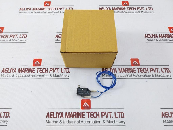 Lot Of 2X Omron D2Mv-1L22-1C3 Miniature Basic Microswitch W Cable 125Vac 1A