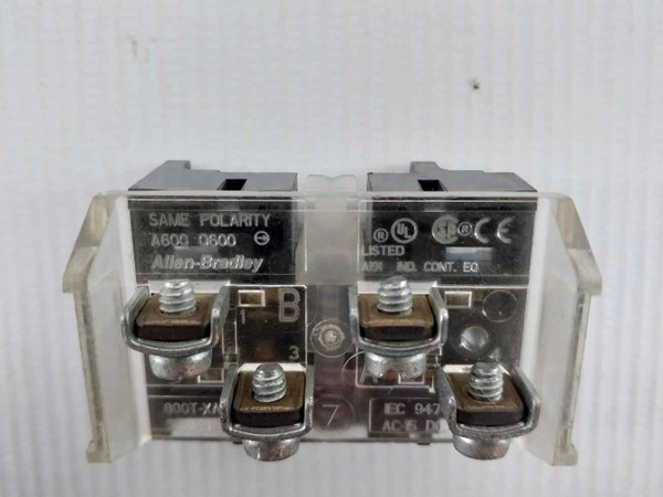 Lot of 2X ALLEN-BRADLEY 800T-XA Contact Block Series D