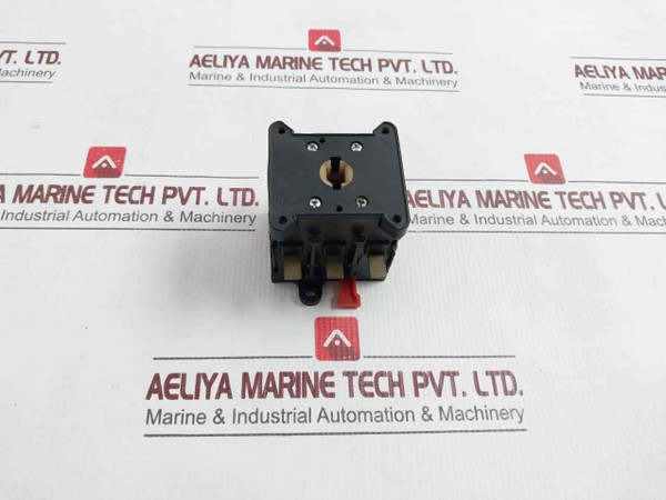 Schneider Electric V 4 Contactor 3R1530
