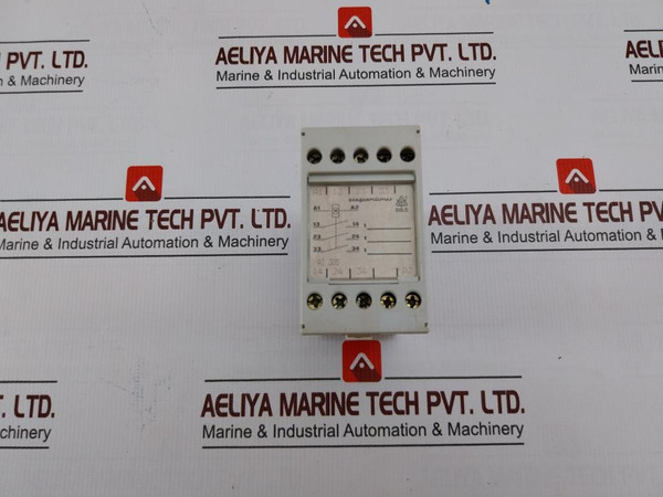 Dold Ai 305.300 Program Timer Relay 60Hz 110V