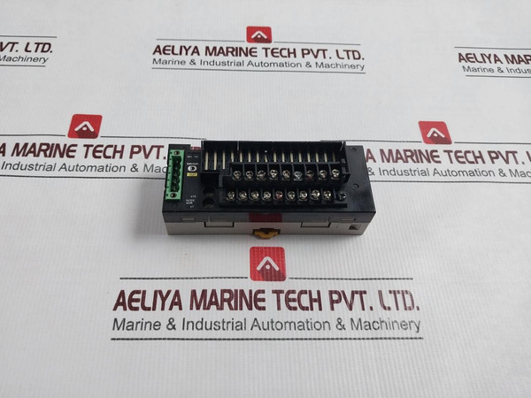 Omron Drt2-ros16 Remote IO Terminal With Relay Output 250V Ac 30V Dc 2A