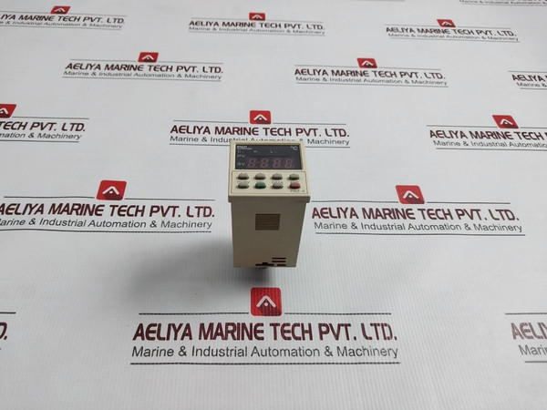 Fuji Electric Pxz4Tay2-5V000 Temperature Controller 100-240Vac-5060Hz