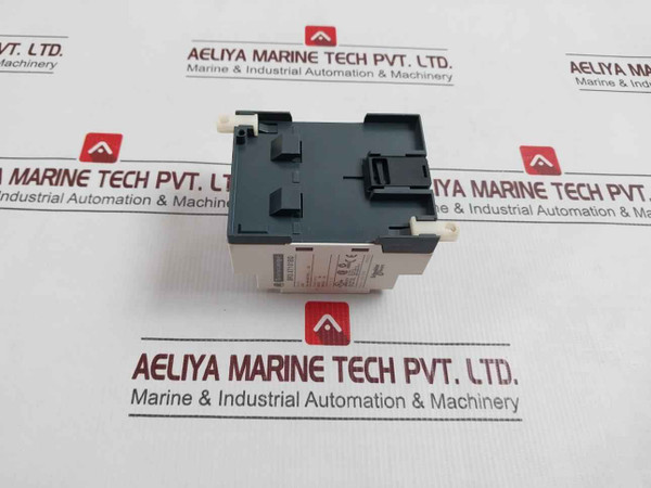 Schneider Electric/telemecanique Sr3 Xt101bd Discrete I/o Extension Module 24vdc