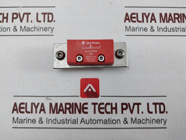 Allen-bradley Pg-3644188-r00 Guardmaster Actuator With Safety Interlock Switch