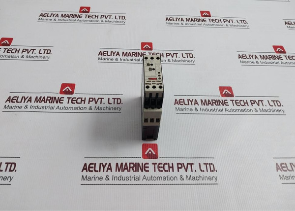 Telemecanique Re4 Tp13Bu Multifunction Timer Relay (0.05S–300H)