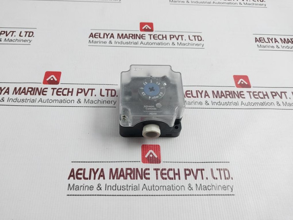 Johnson Controls P233A-4-aa Pressure Switch Max 300 Mbar 0.5-4 Mbar