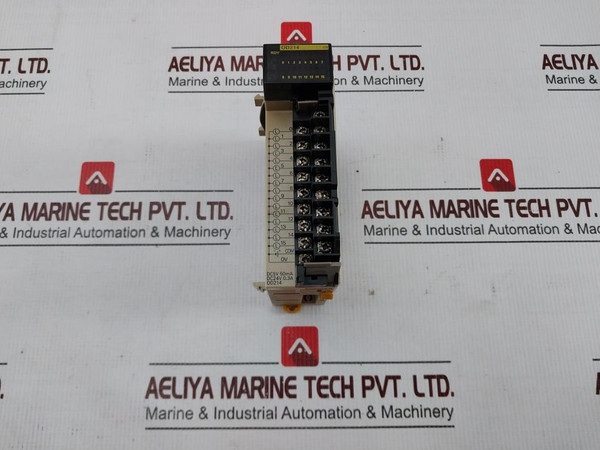 Omron Cqm1-od214 Digital Output Module 94V-0 5-24Vdc 0.3A