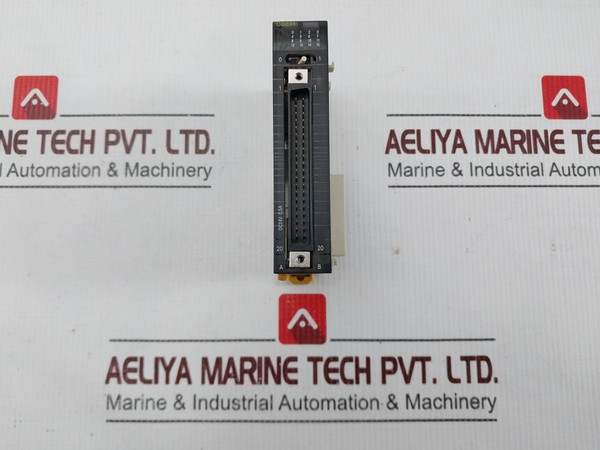 Omron Cj1W-od231 Digital Output Module 24V Dc 0.5A 2A 4A