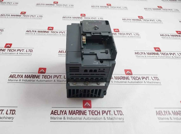 Schneider Electric Atv320U15N4C Altivar 320 Variable Speed Drive (Not Working)