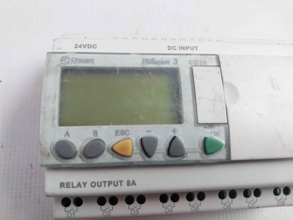 Crouzet Cd20 Programmable Logic Controller  24vdc 6w Max 88 970 051