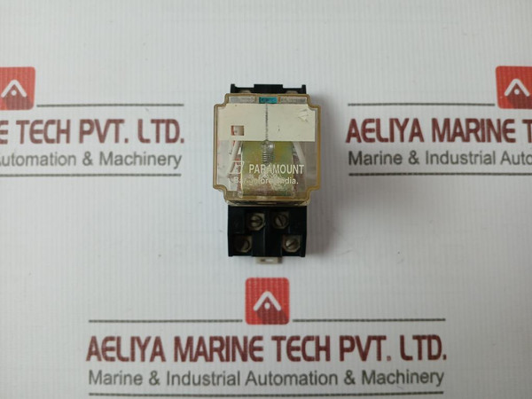 Paramount Series P3 2C/O F Z Relay With Socket Base 10 Amp 250 Vac