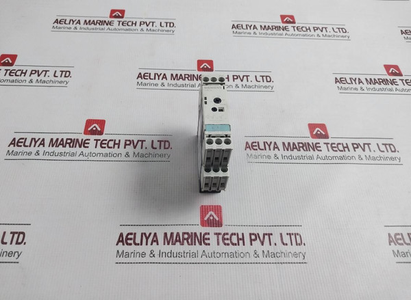 Siemens 3Rp1525-1Bp30 Time Relay 300V