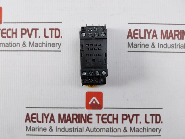 Lot Of 5X Omron Pyfz-14-e Relay Socket Din Rail 6A 250V