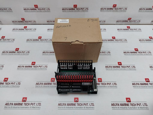 Honeywell Cc-usca01 Universal Signal Conditioning Assembly +24V Dc